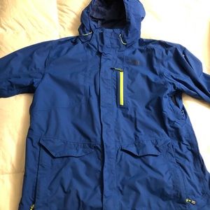 Men’s Blue North Face 3-in-1 Ski/Snowboard Jacket - size XL